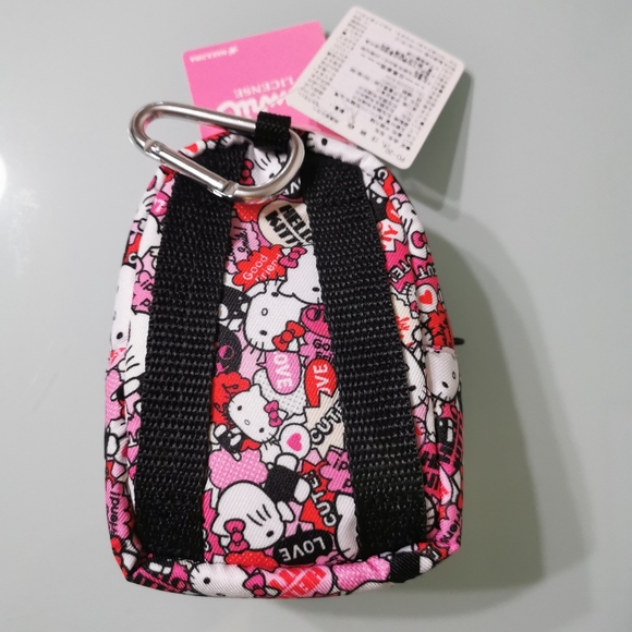 NWT! Hello Kitty Keychain Wallet Purse - Picture 2 of 15